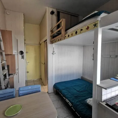 099 Beaupre 50 Appartement *